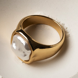 Image of Pearl Ring